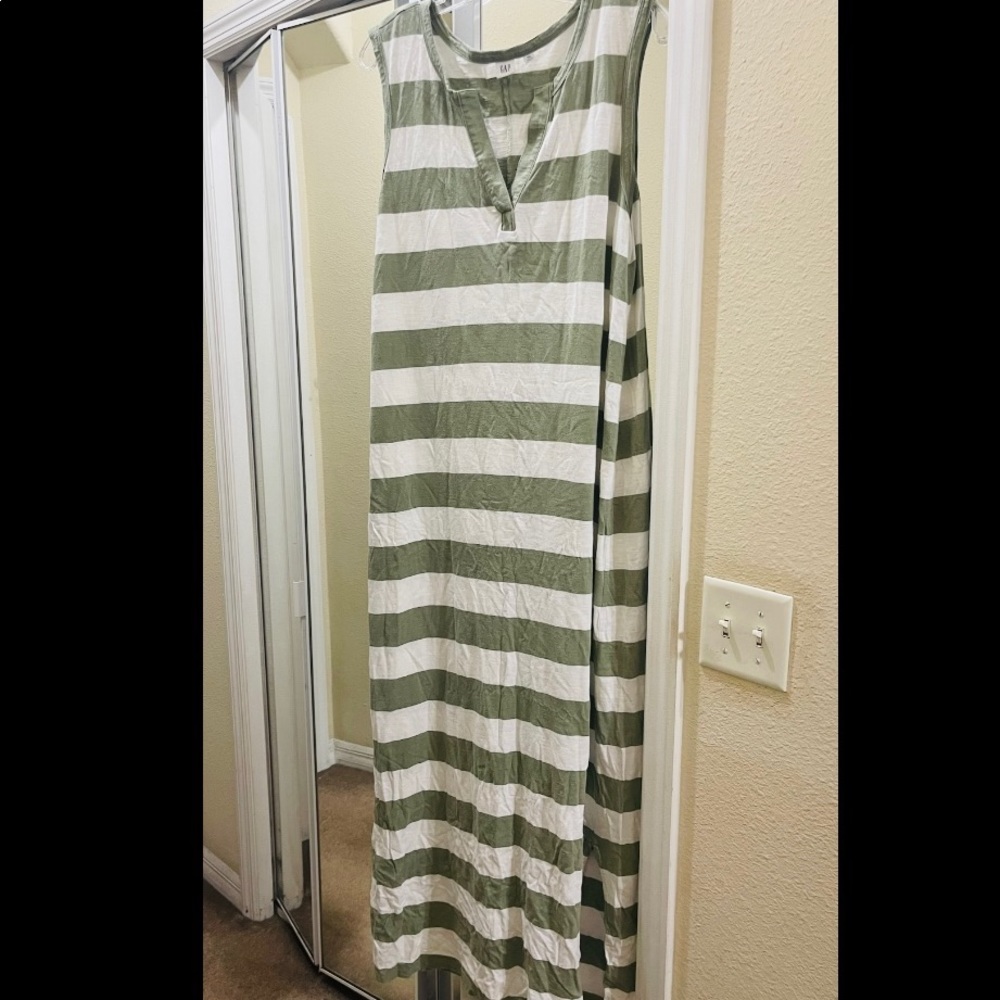 Gap maxi dress